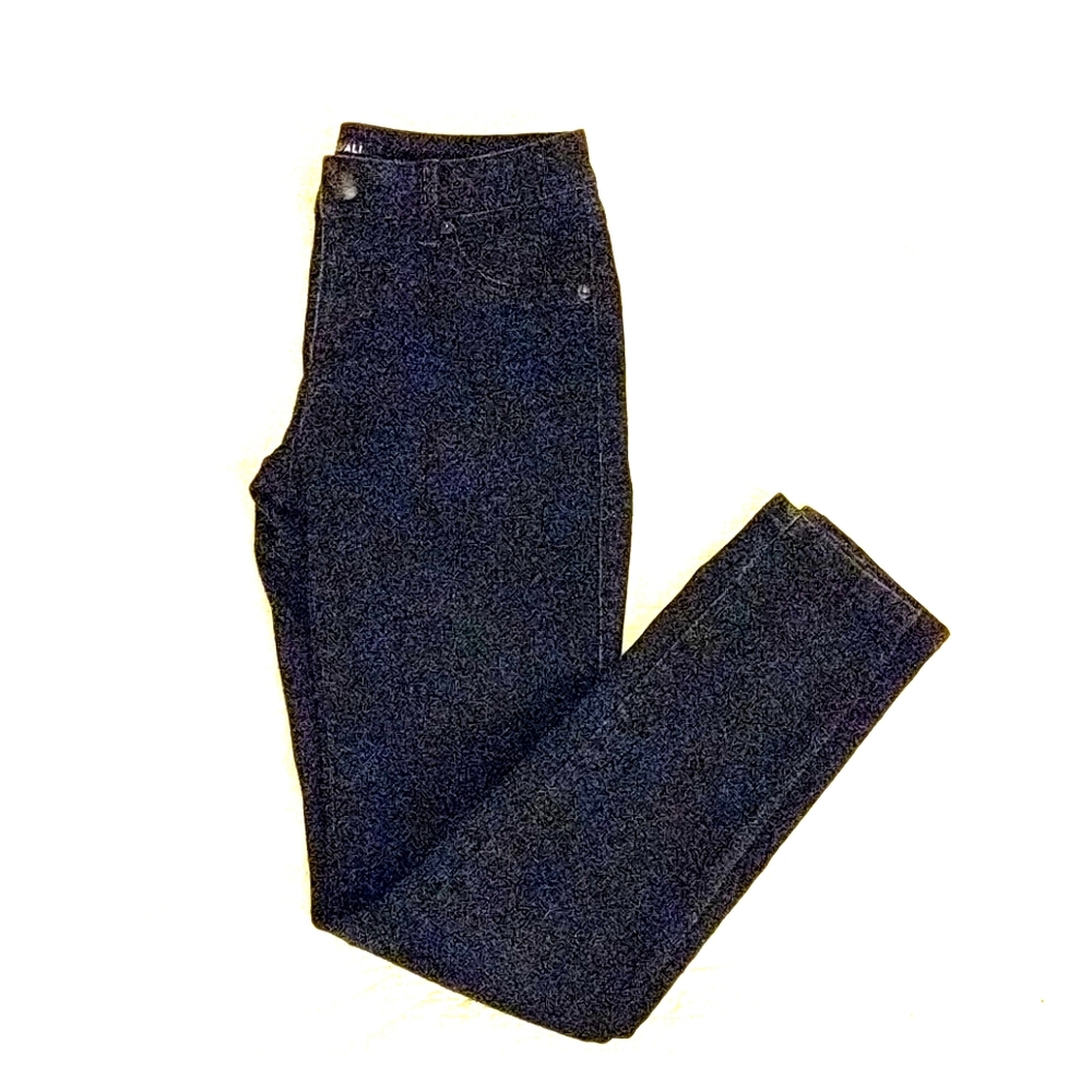 Medium rise black skinny jeans